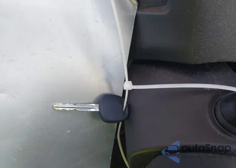 2009 Toyota Matrix z USA, uszkodzony, nr VIN 2T1KU40EX9C147610